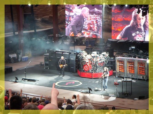 http://cgnaudiolabs.com/Quickstart/ImageLib/Rush-RedRockWEB.jpg